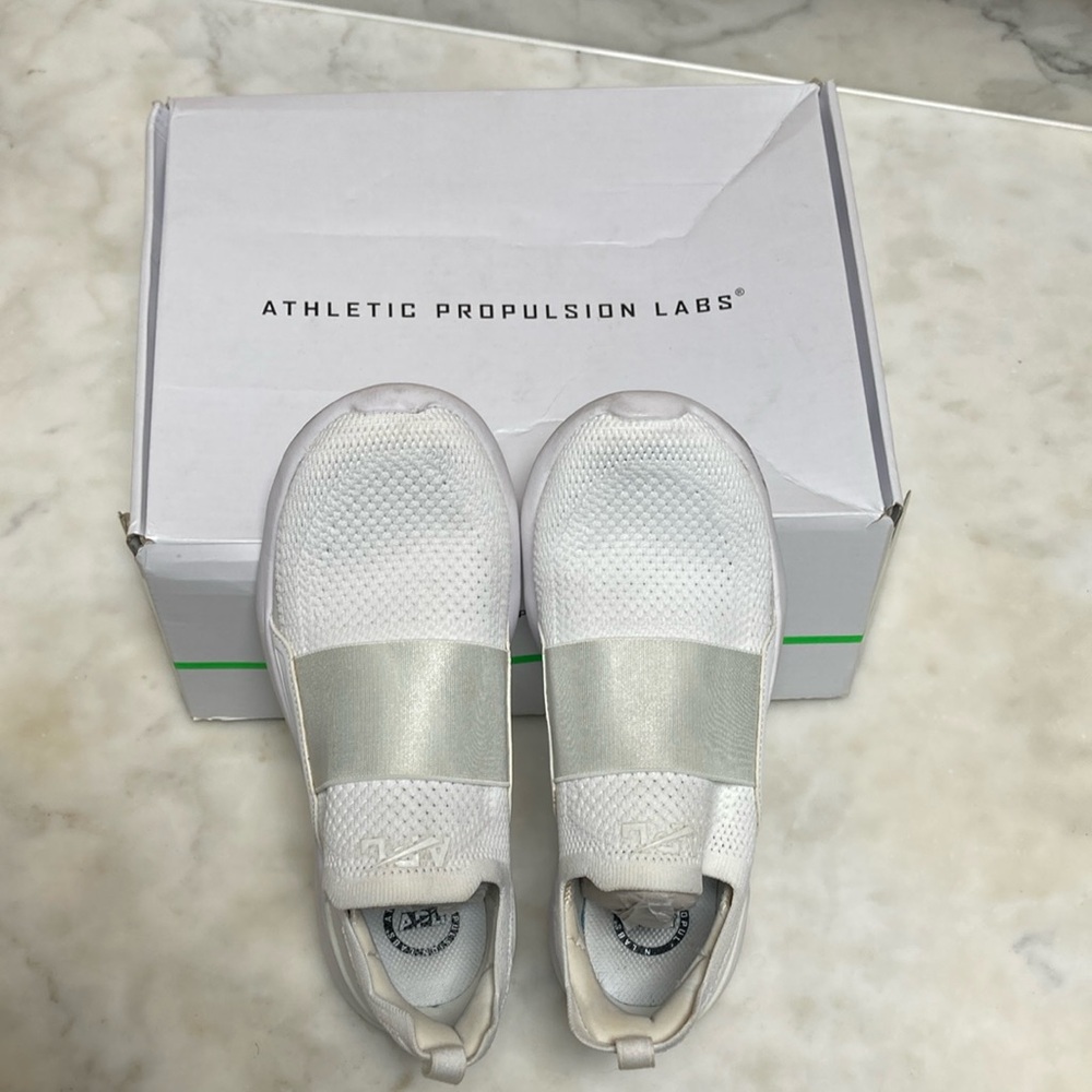 APL Sneaker Size 7.5